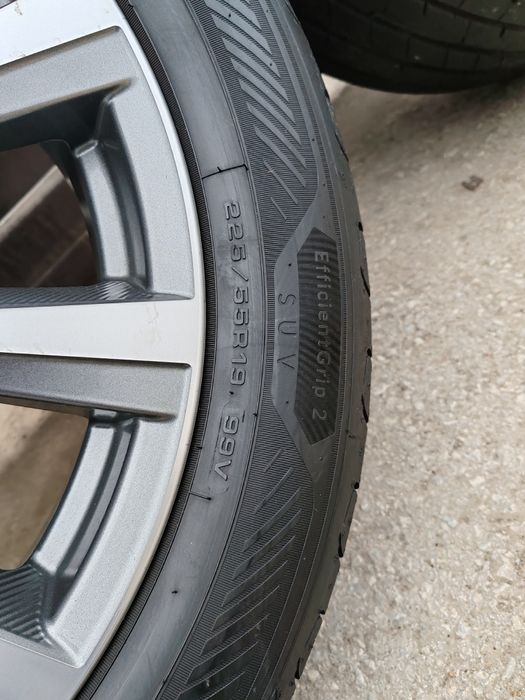 Nissan X Trail- 225/55/19