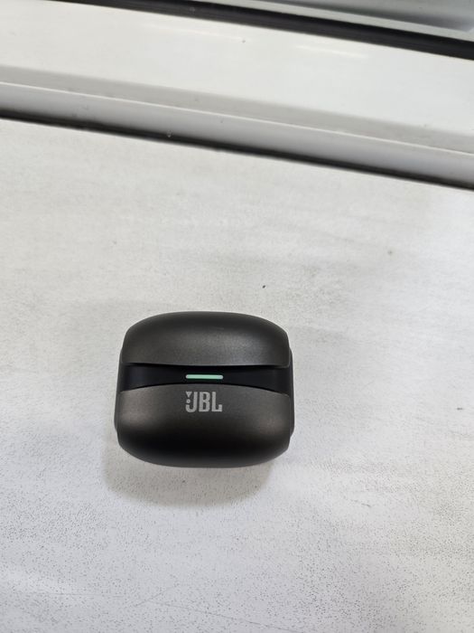 Наушники JBL беспроводные, вакуумные,