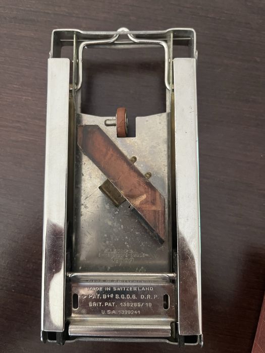 Винтидж машина за цигари