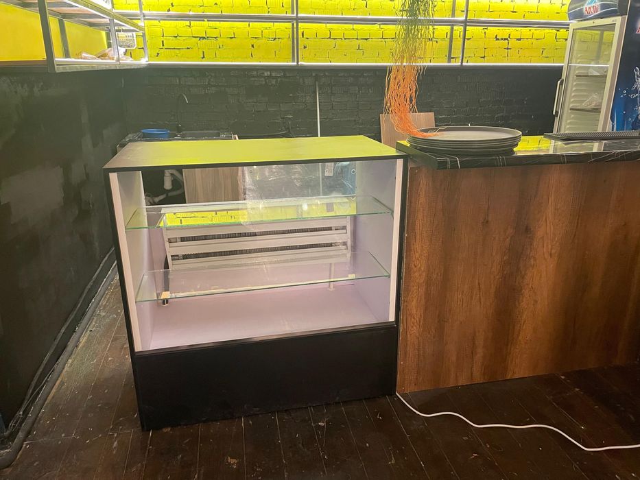 Витринный холодильник
