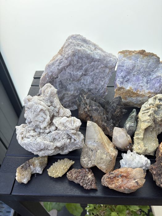 Лот минерали - аметист, кварц, планински кристал и други