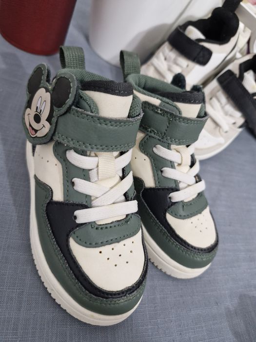 Ghete copii mărimea 20-21 la doar 50 lei