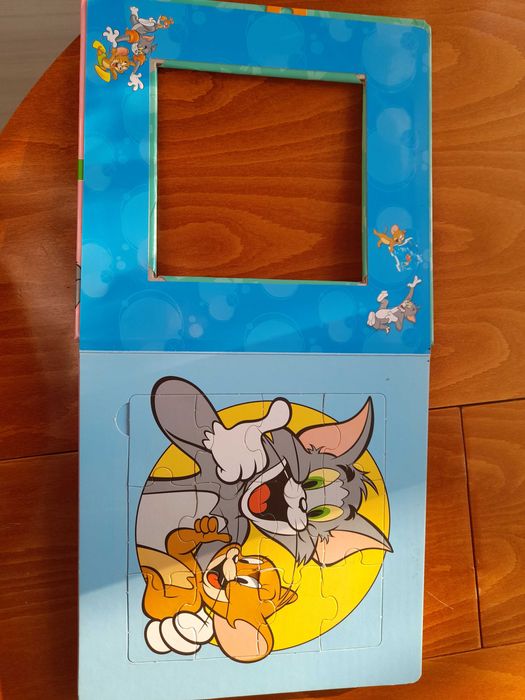 Детска книжка с пъзели