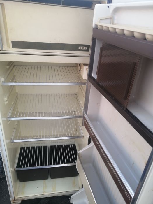 Холодильник для дачи, работы.