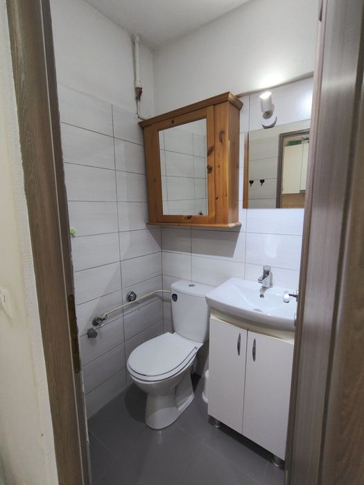 Garsonieră de închiriat