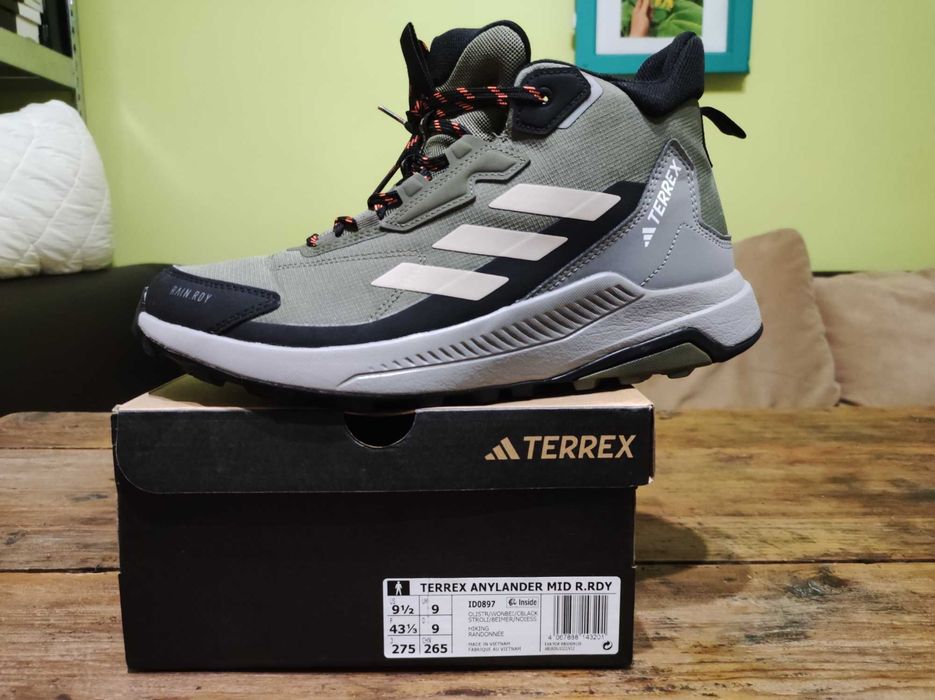 Мъжки високи маратонки adidas terrex anylander