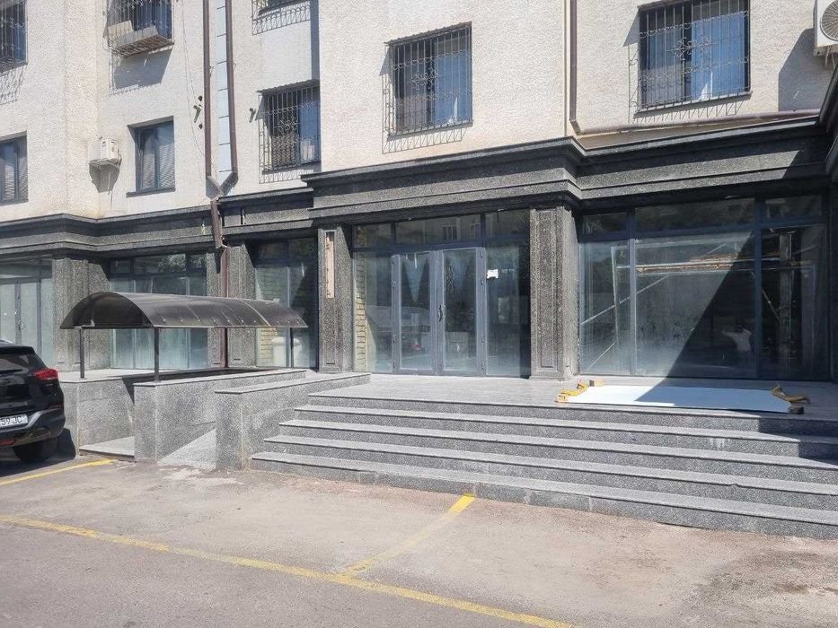 Продаётся нежилое помешенные Сергелийский район 164м2+154 м2   R23
