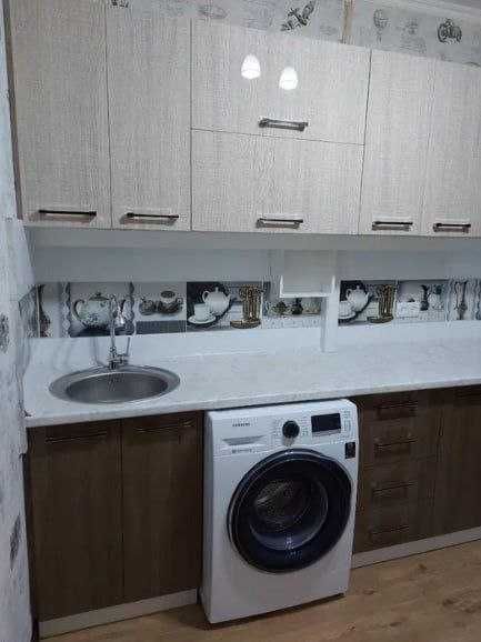 Ц-1, Центр Срочно Лучшая локация, Квартира на продажу, 2/2/9  60м2