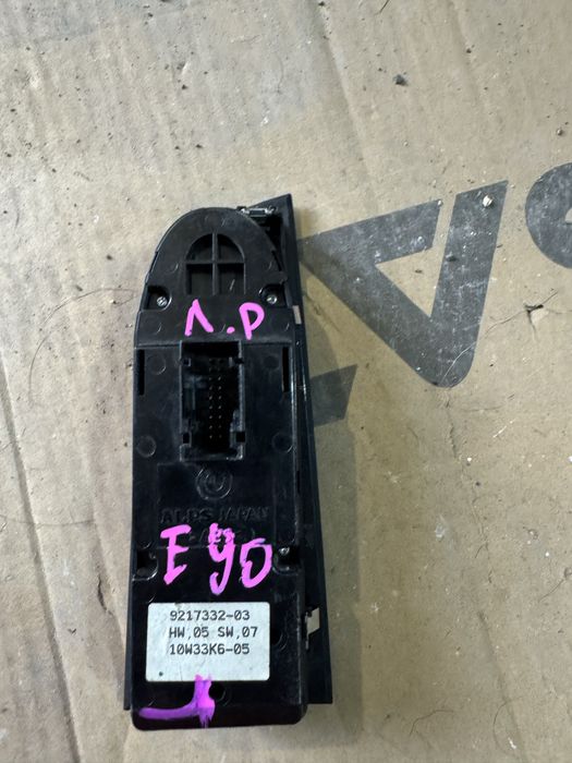 Блок управления стеклоподъемников e90