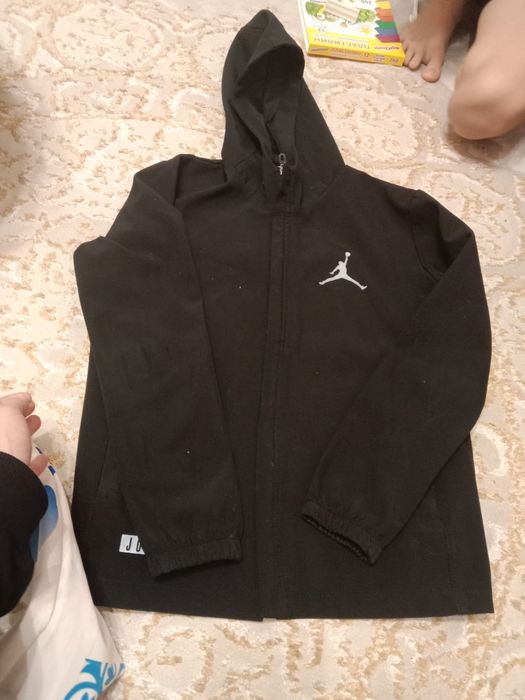 Отдам за сухой корм 2 кг