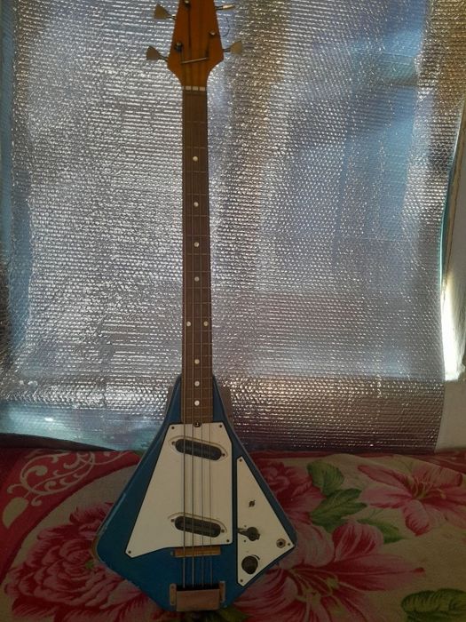 Jolana Basso Bass gitara