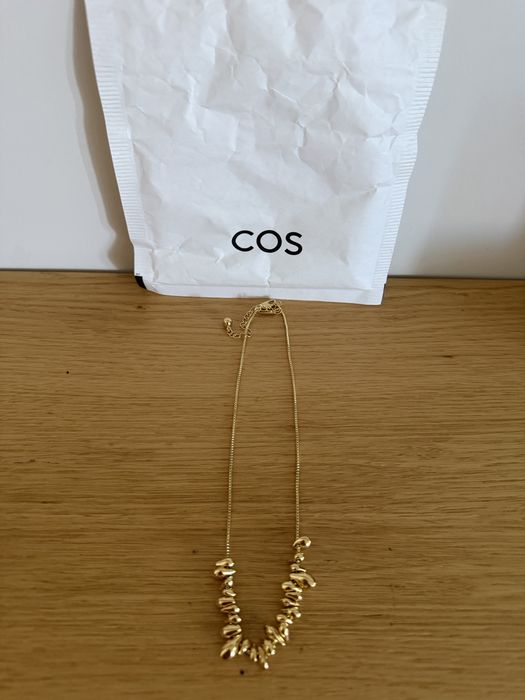Колие, COS, ново