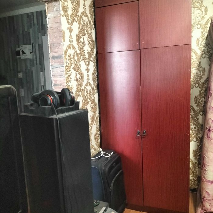 Отдам срочно шкафы 2шт