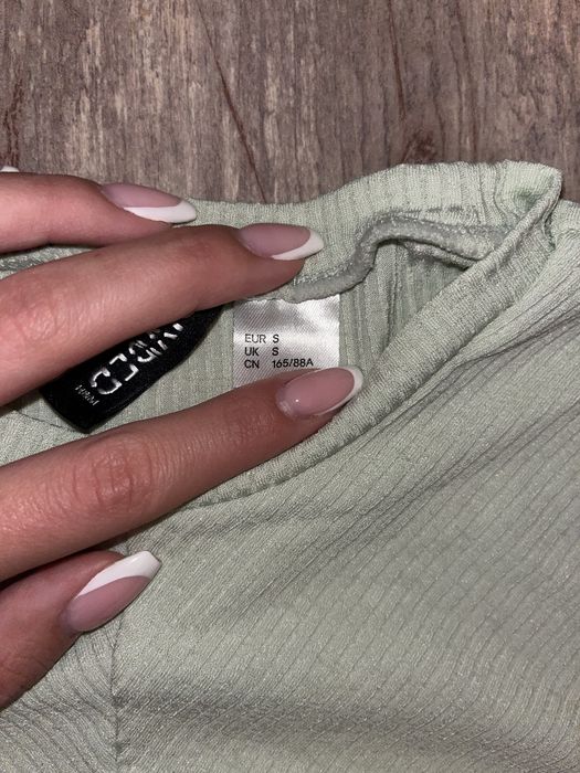 H&M зелен топ