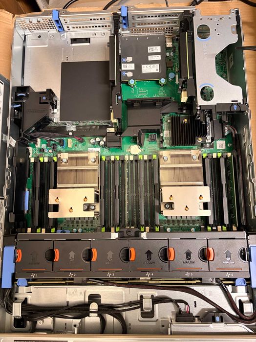 Сървър Dell R730 2x Xeon E5-2683 v4, 16GB DDR4, PERC RAID, TrueNAS