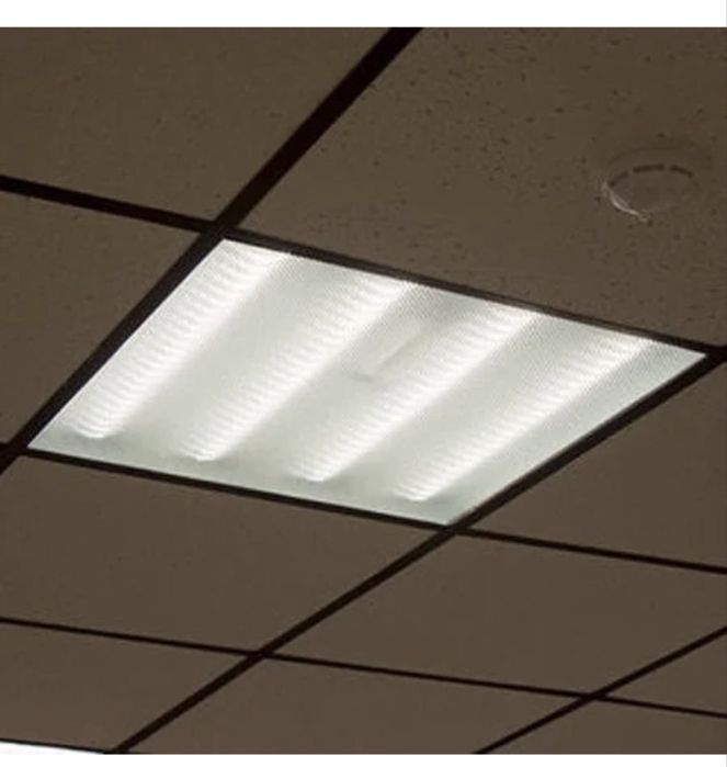 Продам потолочный светильник