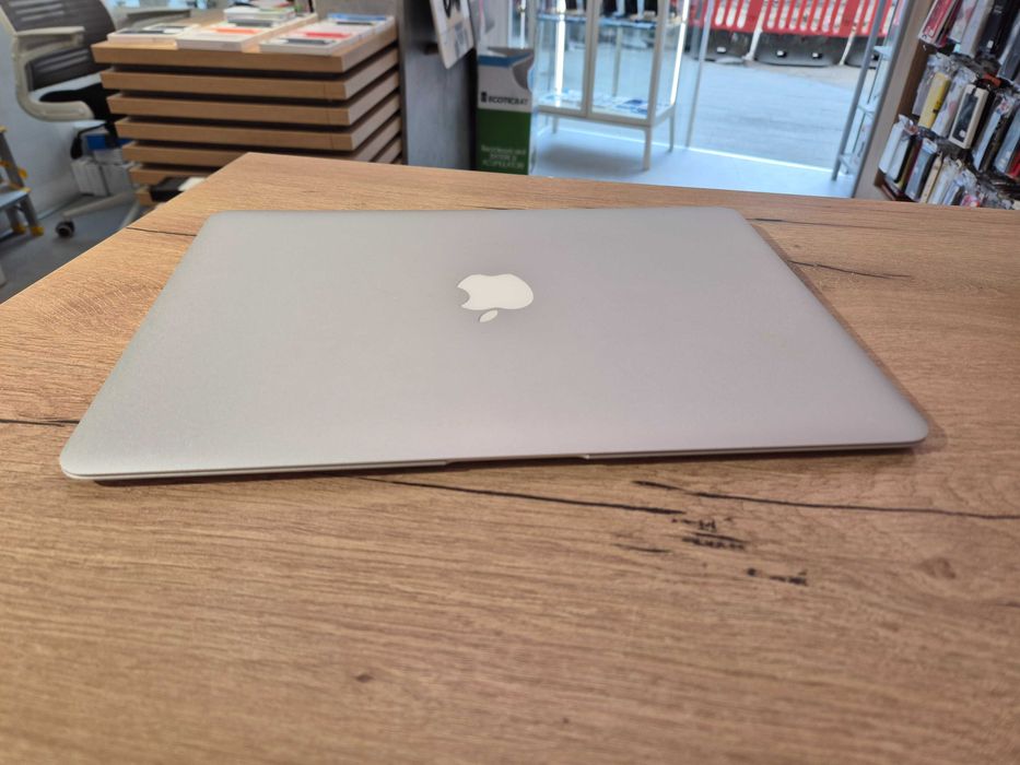 MacBook Air 2017 13" i7 8GB Ram | Factura & Garantie | Buy-Back |
