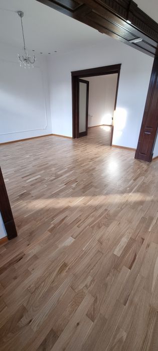 Raschetare parchet, inchiriere masini  reschetare parchet.