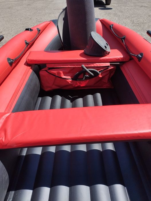 Продам лодку один сезон.