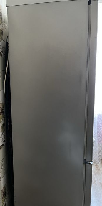 Продам Холодильник Atlant