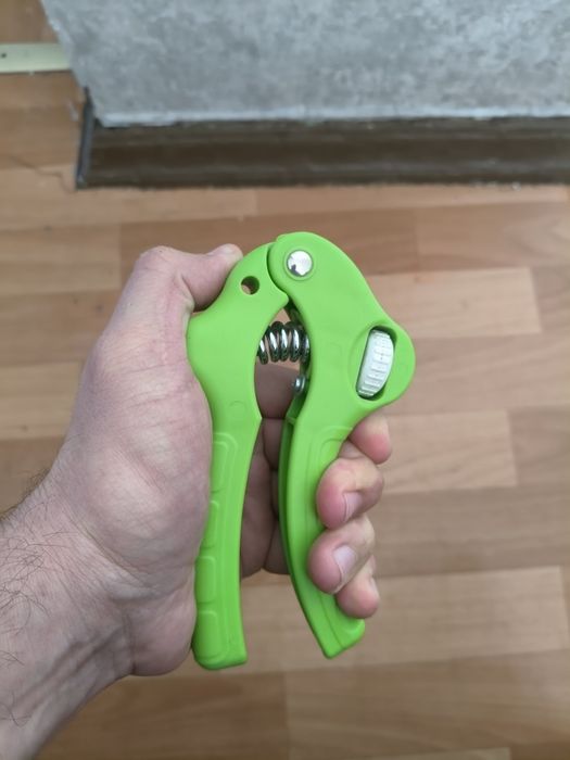 Эспандер кистевой