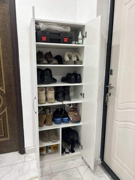 Аяқ-киім салатын шкаф сатылады