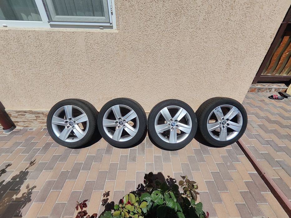 Set Roti Jante Aliaj Originale Skoda Antia R16 5x100 + Anvelope Vara 215/45 R16