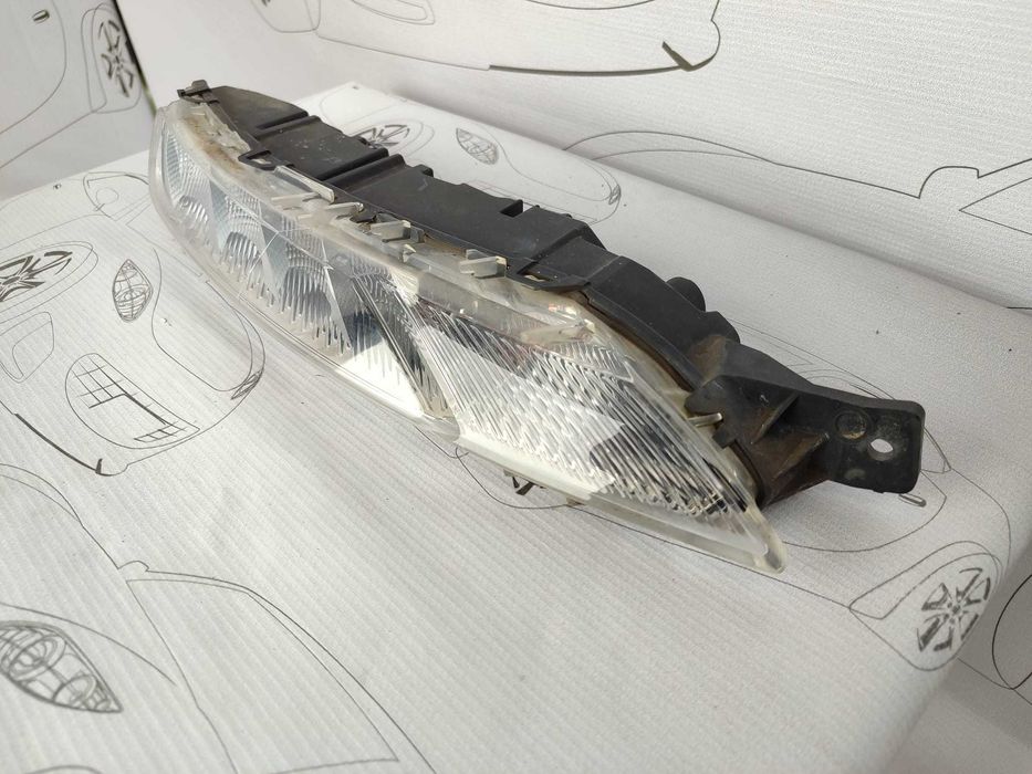 Lumina de Zi Dreapta / LED DRL Citroen C4 Picasso Minivan 2013–2018 / Cod OEM 96 760362 80 (5D2)