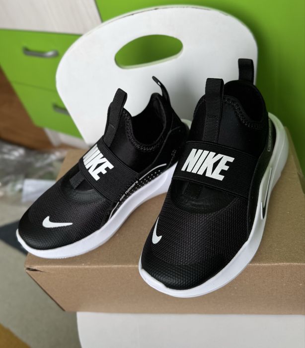 Маратонки Nike flex runner