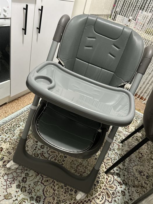 Детский стул обеденный