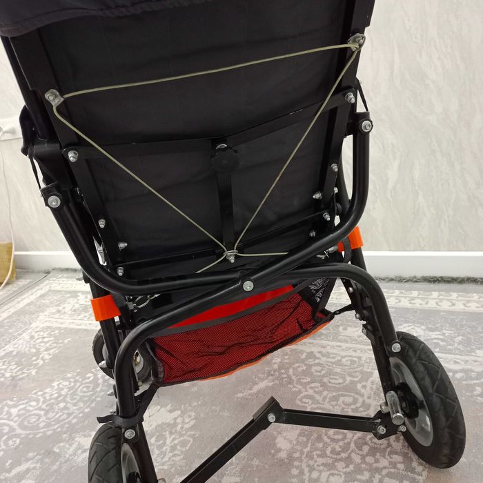 Продается инвалидная коляска Амбрелла Оптимус 3