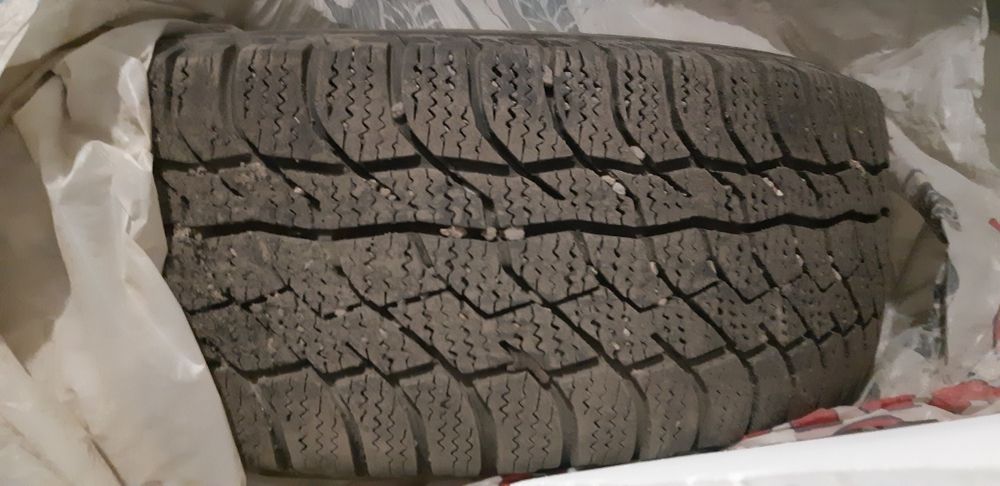 Шины,  зима (липучки)