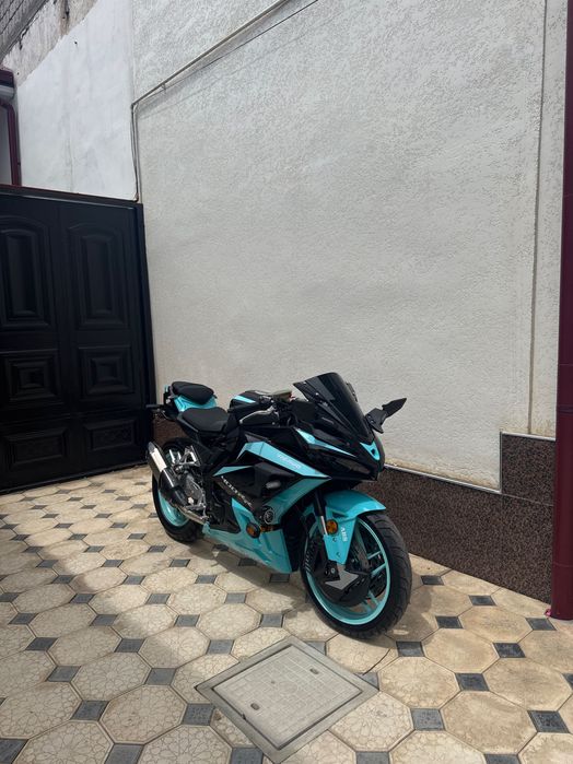 Мотоцикл BONVI 400cc