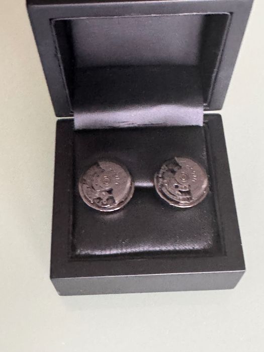 Копчета за ръкавели Milus