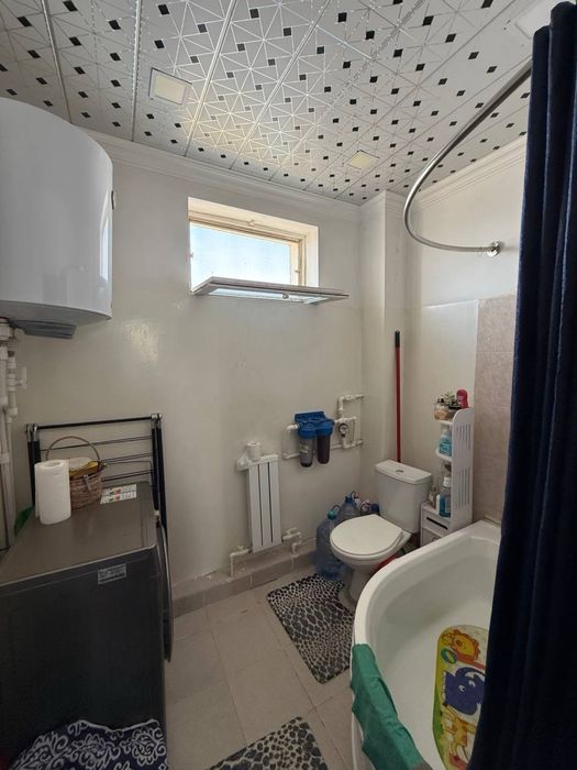 Уй сотилади 2 хона!!!