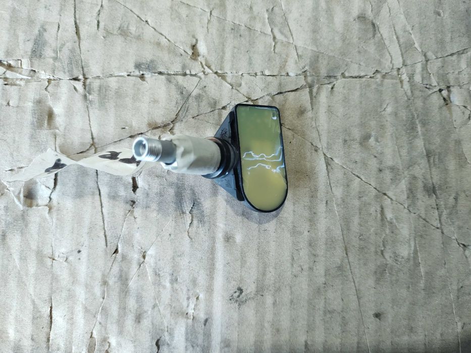 Датчик Сензор за налягането в гумите MERCEDES Sprinter W910