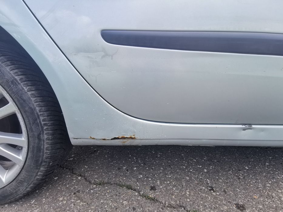 Vand renault laguna II  2001  1.9dci