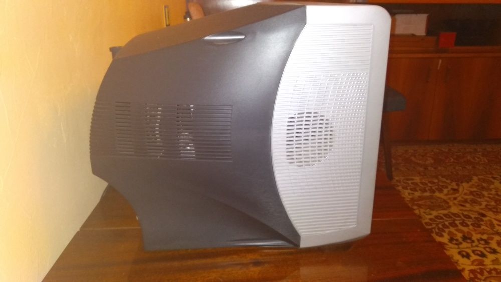 Продавам Телевизор