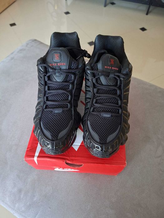 Vand adidasi Sneakers Nike Shox TL triple black, mărimea 43, noi nepurtați, in cutia originala