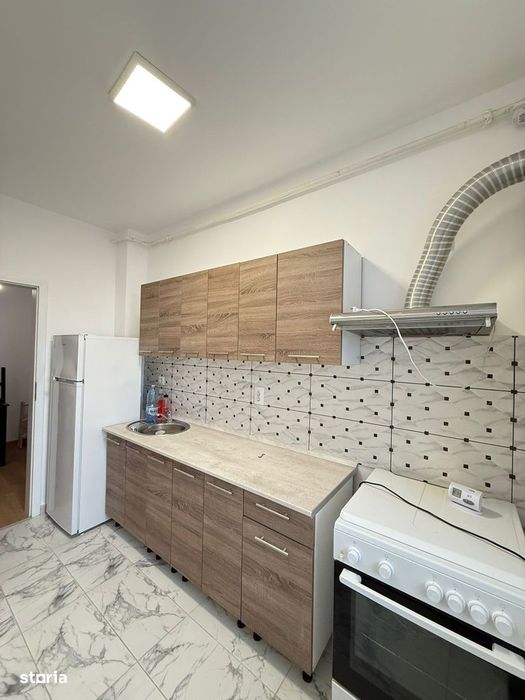 Apartament Cu Doua Camere- Loc De Parcare Inclus-Nemobilat - View 5