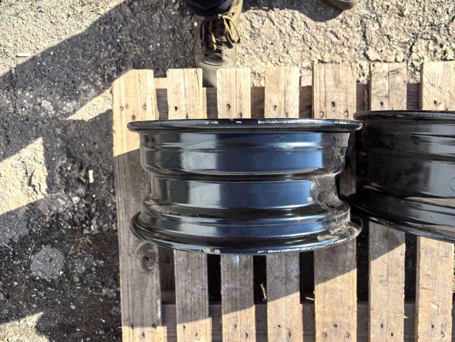 14 цола 4 х 100 мм Тойота / Сузуки / Кия / Хюндай - 5,5 Инча / ЕТ 45