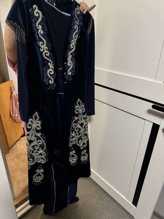 Этно стиле платье с камзолом