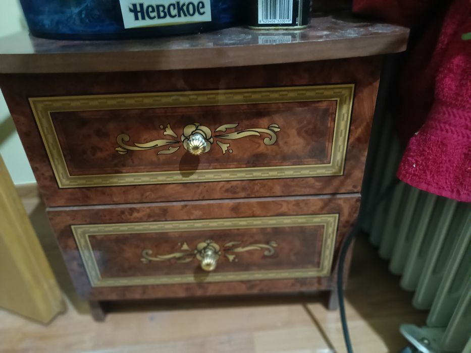 Спальный гарнитур