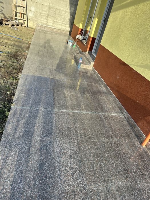 Подпрозоречни первази и шапки от врачански  варовик , облицовка камини