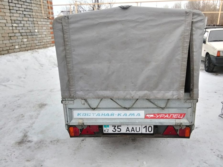 Продам прицеп 380