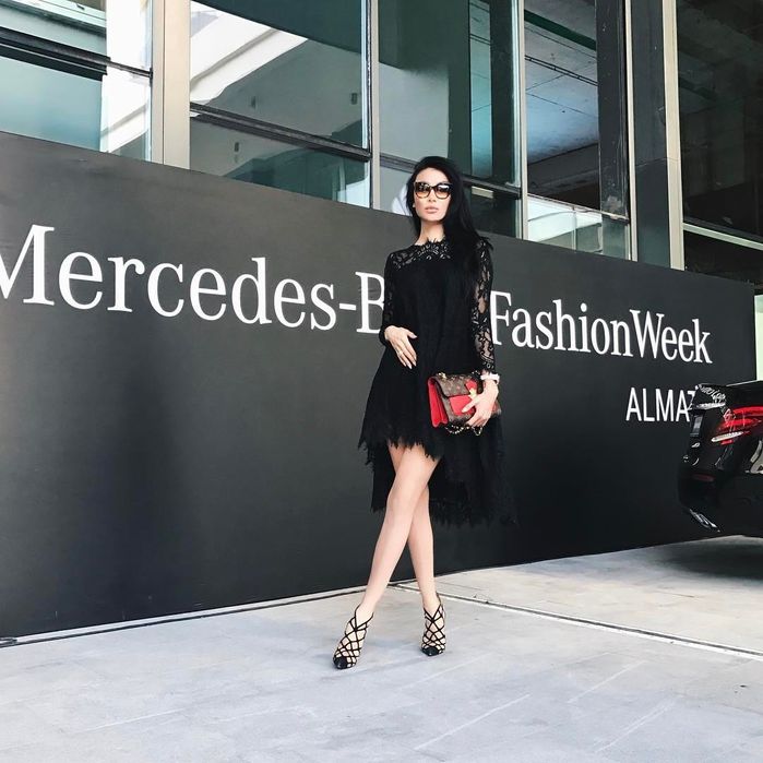 Вечернее платье брендовое люксовое