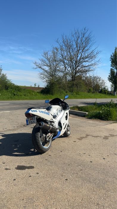 Suzuki gsxr motor 600cc