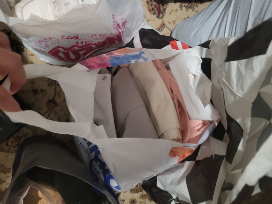 Продам вещи 2000 тенге