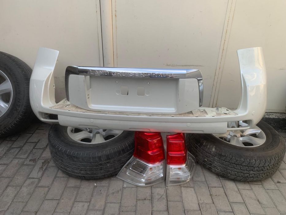 Land cruiser prado 150