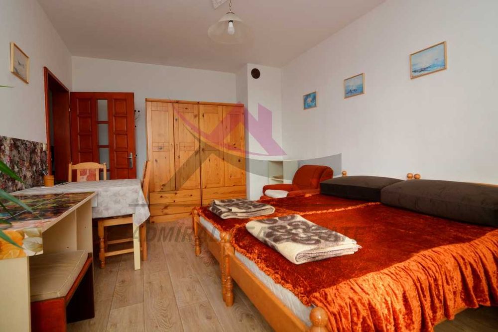 Дава се под наем Двустаен апартамент в Варна, Базар Левски - 49 кв.м за 330.99 € - Снимка #2